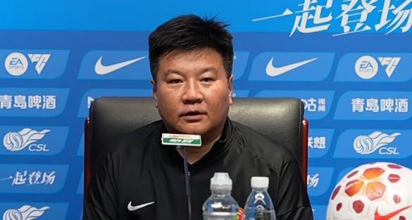 再就业!雷霆邀深圳外援巴吉打NBA夏联 战广厦曾轰14+15+6帽