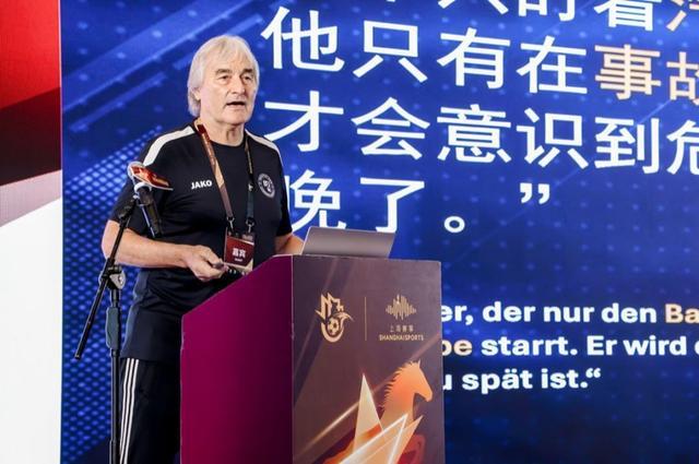 佩林卡场边会沃特森，湖人掘金先签后换仍存变数