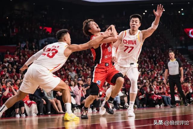 上海夺冠8天后大白边终于发声了！狂晒夺冠照庆祝：疑似回应质疑