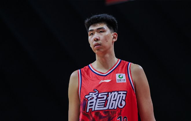 记者：梅西远比C罗更全面！两人没有可比性！