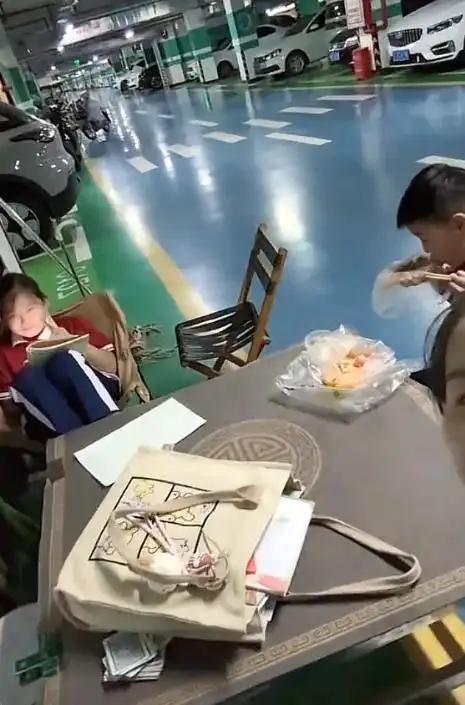 政审过了也被退档？2名考生无缘国防科技大学，原因令人破防