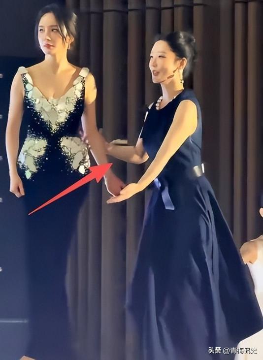 世体:坎塞洛即将重返巴萨,转会费约为800万至1000万欧元